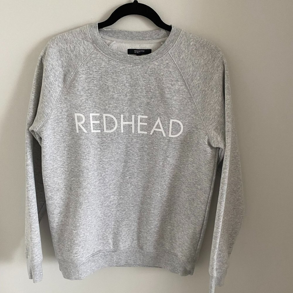 BRUNETTE GRAPHIC CREWNECK SWEATER TOP SWEATSHIRT WOMEN'S GRAY HEATHER SIZE S/M
